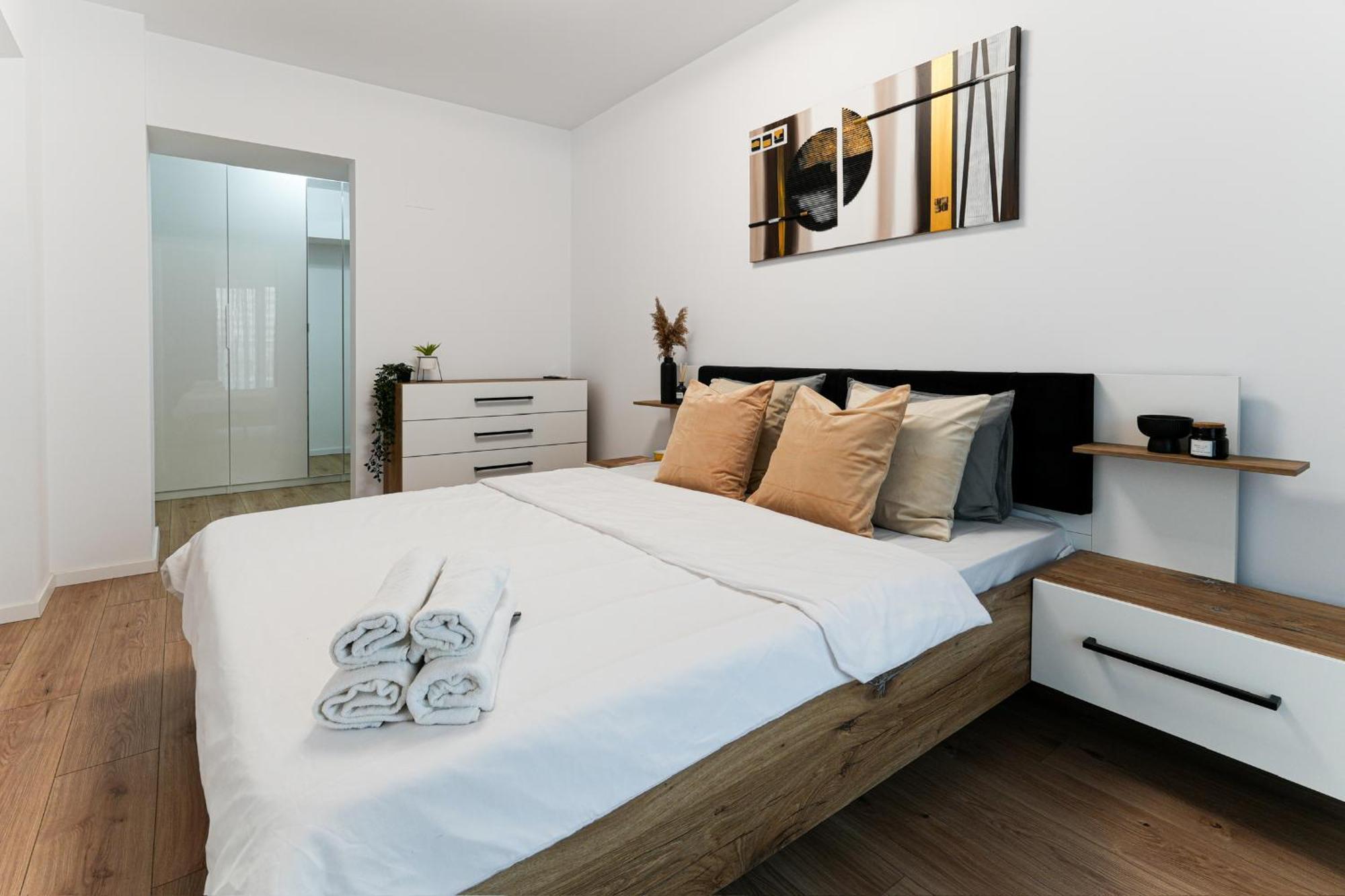 Sandra - Park-View Apt With Balcony & Parking Bukurešť Exteriér fotografie
